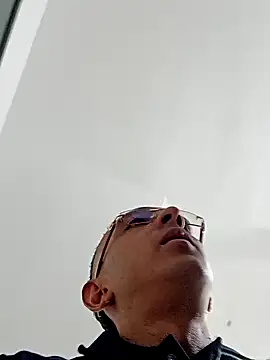 Snapshot of paisa233 chatting on September 30, 2025, 12:21 pm paisa233 online show from September 30, 2025, 12:21 pm