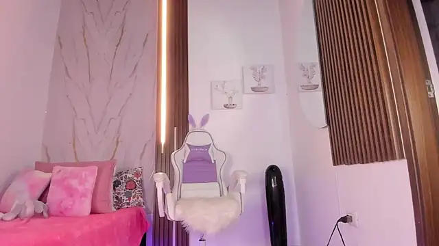 mia six66 online show from September 25, 2025, 11:03 am