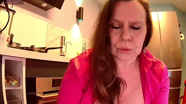 Snapshot of Endrocleia chatting on March 14, 2025, 11:11 pm Endrocleia online show from March 14, 2025, 11:11 pm