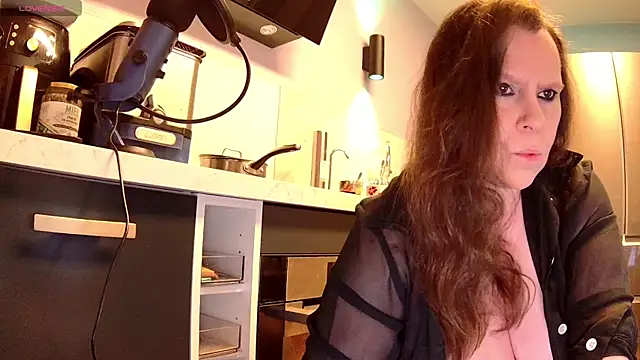 Endrocleia online show from March 28, 2026, 2:11 am