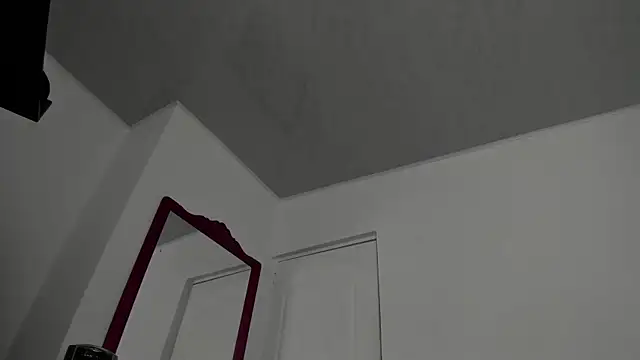 Snapshot of doll10stars chatting on December 5, 2024, 4:12 pm doll10stars online show from December 5, 2024, 4:12 pm