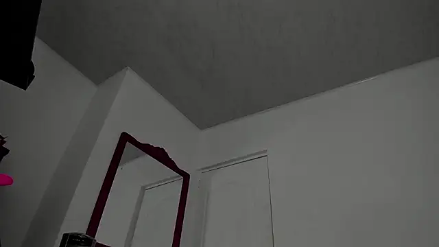 Snapshot of doll10stars chatting on December 5, 2024, 10:12 pm doll10stars online show from December 5, 2024, 10:12 pm