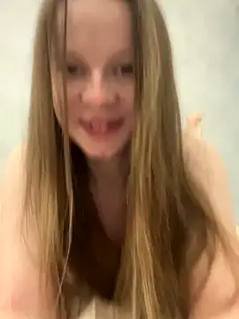 wrenlie online show from October 5, 2025, 7:12 pm