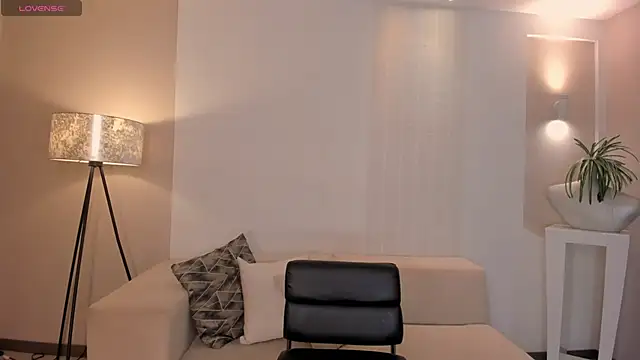 ValeriaRiveraX online show from March 20, 2025, 3:45 am