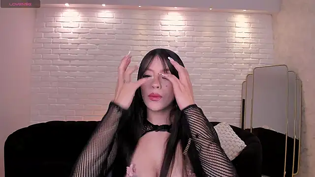 ValeriaRiveraX online show from November 26, 2025, 4:02 am