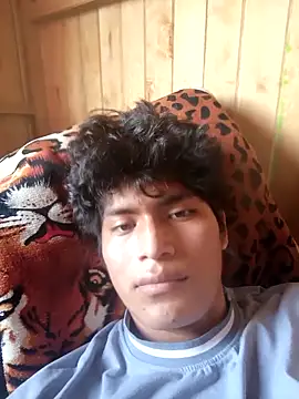 Snapshot of Xvid23AZ1 chatting on October 21, 2025, 10:10 pm Xvid23AZ1 online show from October 21, 2025, 10:10 pm