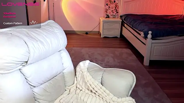 JoooJo  online show from January 7, 2026, 1:46 pm