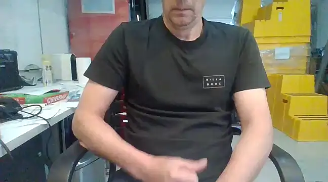 Snapshot of Raimundo1971 chatting on December 4, 2024, 1:42 pm Raimundo1971 online show from December 4, 2024, 1:42 pm