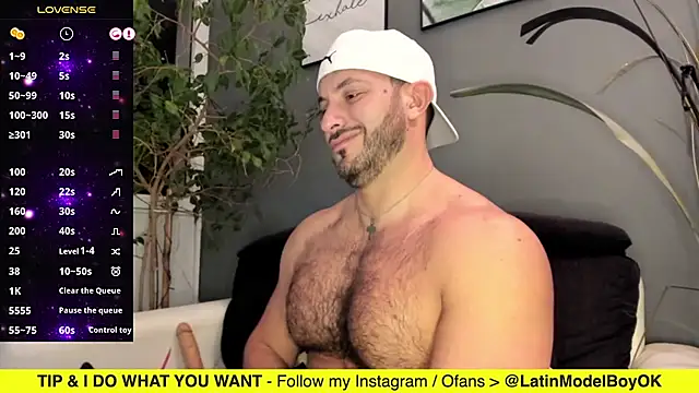 arielenbsas online show from February 18, 2025, 3:53 am