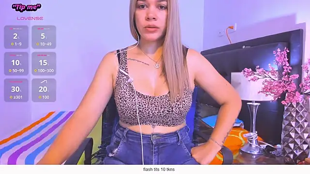 Snapshot of daniela_beauty chatting on March 1, 2026, 4:20 pm daniela beauty online show from March 1, 2026, 4:20 pm