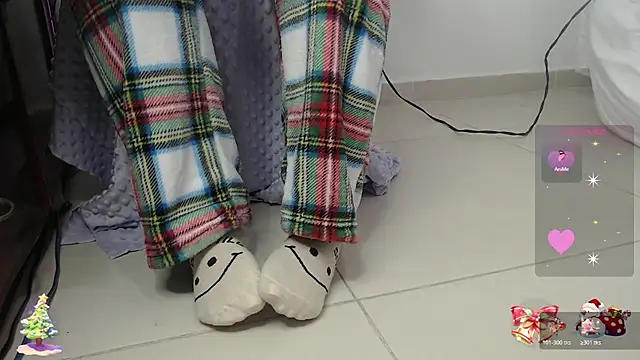 alinsonhot29 online show from December 19, 2025, 11:56 pm