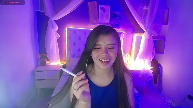 Snapshot of Ingrid_Casas chatting on December 3, 2024, 5:23 pm Ingrid Casas online show from December 3, 2024, 5:23 pm