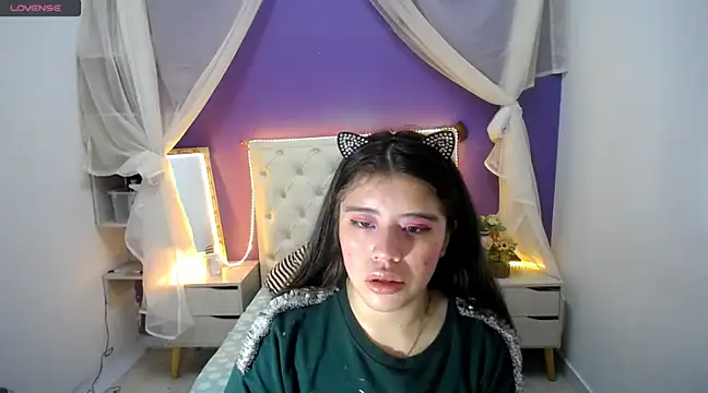 Snapshot of Ingrid_Casas chatting on December 29, 2024, 10:36 pm Ingrid Casas online show from December 29, 2024, 10:36 pm