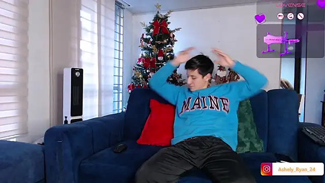 ashely ryan24 online show from November 20, 2025, 9:58 pm