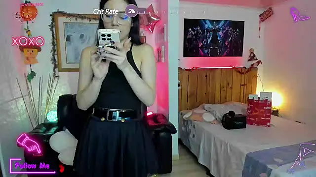 LauGrayJ online show from January 13, 2025, 3:45 am