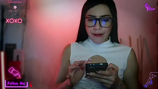 LauGrayJ online show from September 23, 2025, 10:13 pm