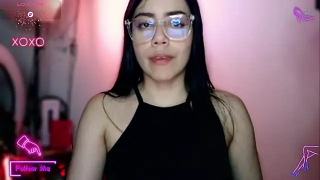 LauGrayJ online show from November 23, 2025, 5:29 am