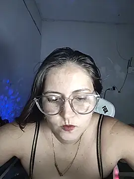 dani123unica online show from March 9, 2026, 10:58 pm