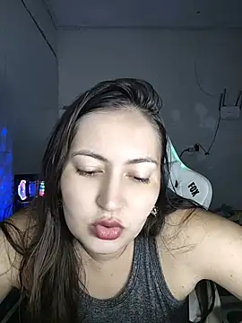 dani123unica online show from April 17, 2026, 10:51 am