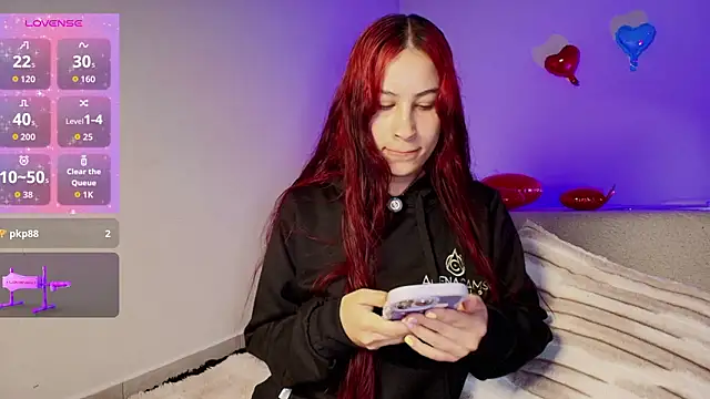 Madeline Dreams online show from March 5, 2026, 2:24 pm