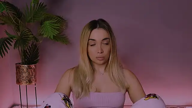 Jessielle online show from January 13, 2026, 1:49 pm