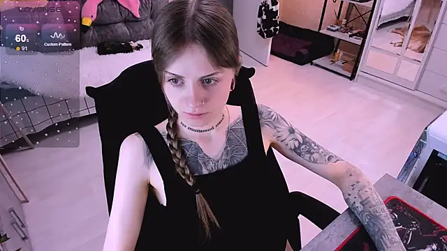 NaniMoore online show from January 8, 2025, 6:20 am