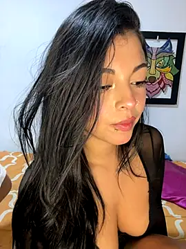 Dulce-diosa online show from October 7, 2025, 11:02 pm