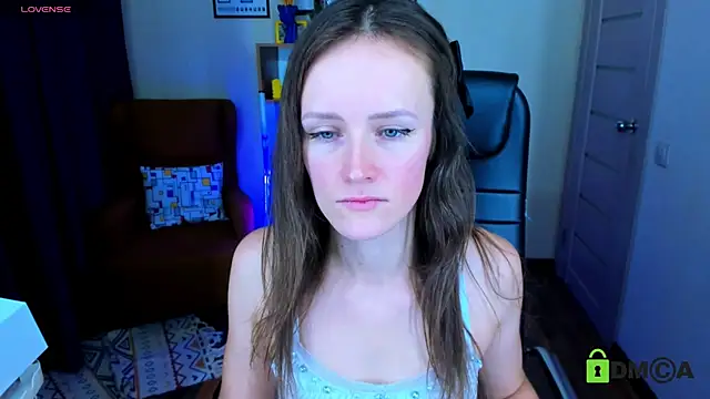 FrancescaCollins online show from January 12, 2025, 1:37 pm