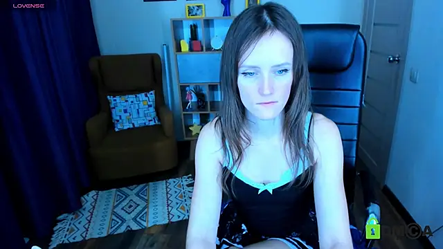 FrancescaCollins online show from February 7, 2025, 1:43 pm