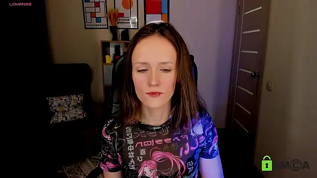 FrancescaCollins online show from December 5, 2025, 4:14 pm