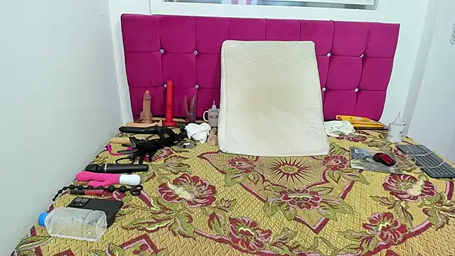 amaranta c online show from March 17, 2025, 9:34 pm