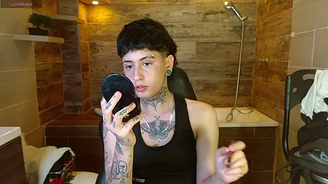 Ethan lennox online show from February 27, 2026, 9:04 pm