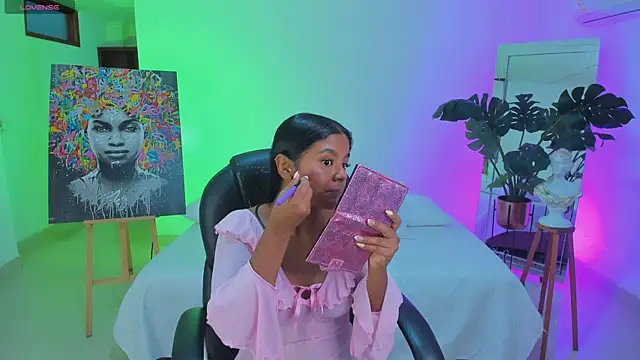 JANYLOVE   online show from April 15, 2026, 10:55 am