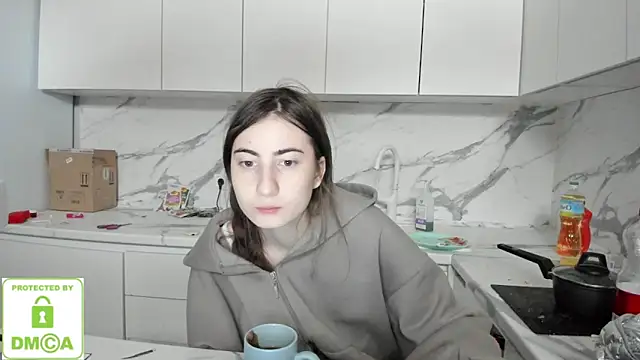 Ayesha Thebestt online show from January 9, 2026, 10:29 am