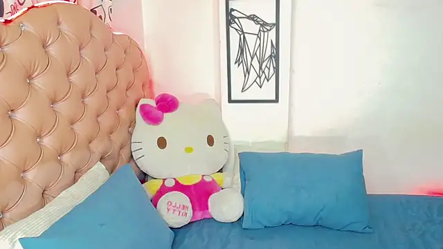 Aslhy Goddessx online show from December 14, 2024, 4:45 am