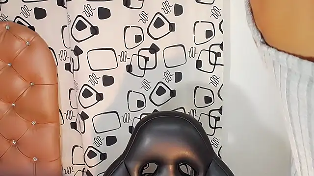 Aslhy Goddessx online show from November 30, 2025, 3:21 am