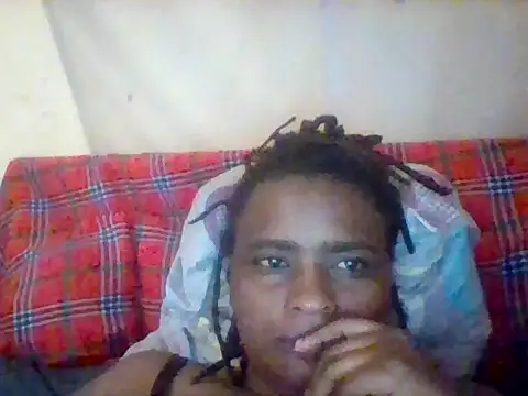 Snapshot of TheShadowqueen chatting on April 8, 2026, 8:09 pm TheShadowqueen online show from April 8, 2026, 8:09 pm