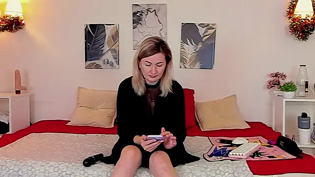 AriFleow online show from January 21, 2025, 12:07 pm