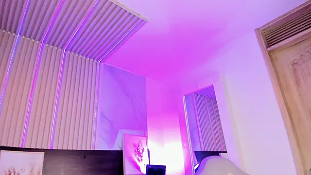 Violet spencer online show from February 20, 2025, 11:43 pm