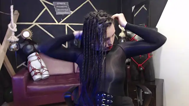 elizatexx online show from December 14, 2024, 4:45 am