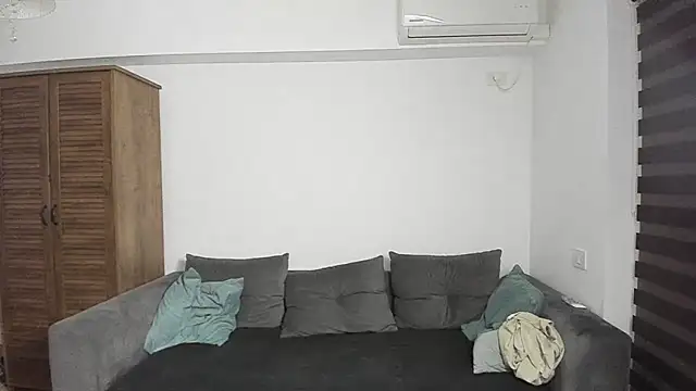 ZkkBlitz online show from April 14, 2026, 8:04 pm