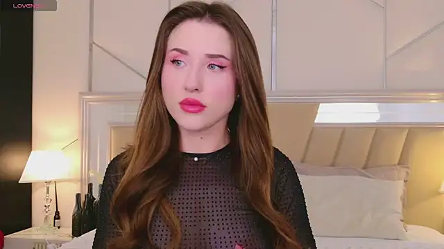 Jullia Carter online show from October 24, 2025, 6:10 am