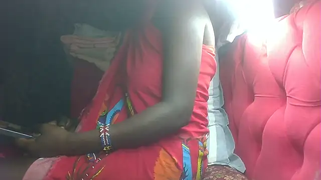 Snapshot of Princess_Tamara chatting on February 20, 2026, 4:40 pm Princess Tamara online show from February 20, 2026, 4:40 pm