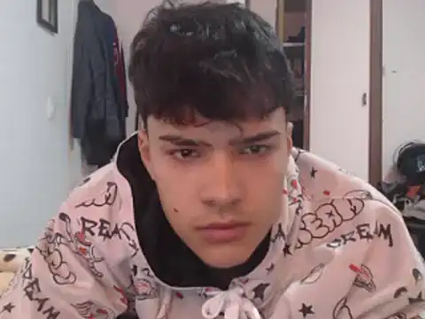 masterdaniel88 online show from February 12, 2025, 3:49 pm