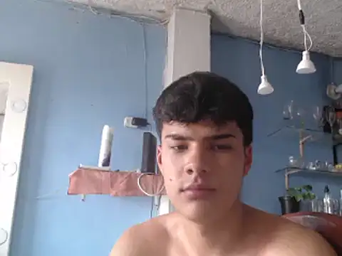 masterdaniel88 online show from February 20, 2025, 8:14 pm