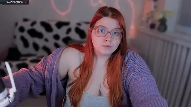 Melissa Purr online show from September 28, 2025, 3:06 pm