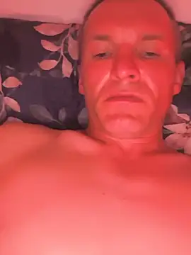 AttractiveSilk5 online show from June 14, 2026, 2:24 am