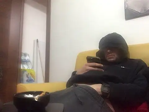 DragonPink online show from January 25, 2025, 8:53 pm