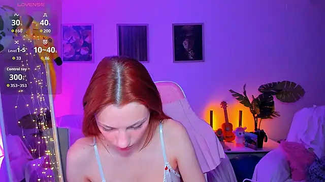 Alyssa Smitt online show from November 23, 2025, 12:32 am