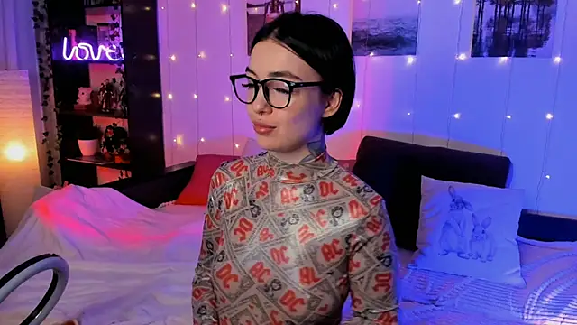 Magic Allie online show from September 28, 2025, 7:19 pm